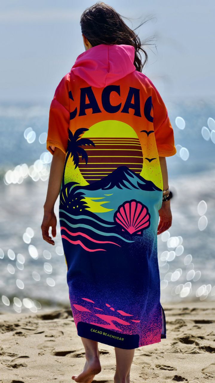 Pink Magic Damen-Strandponcho-Handtuch mit Kapuze, Reißverschluss und Taschen – CACAO Beachwear™
