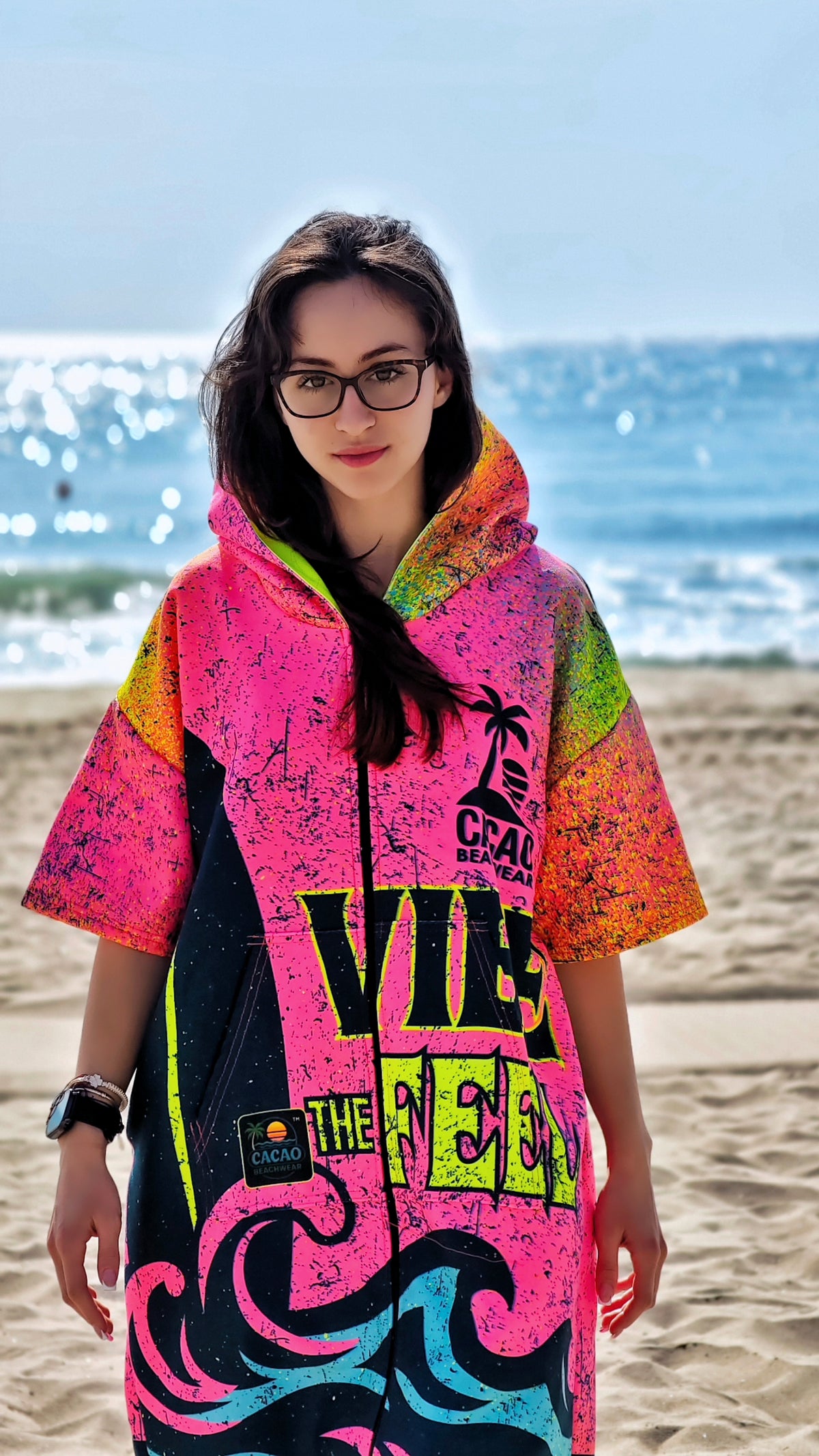 Paradise Damen-Strandponcho-Handtuch mit Kapuze, Reißverschluss und Taschen – CACAO Beachwear™
