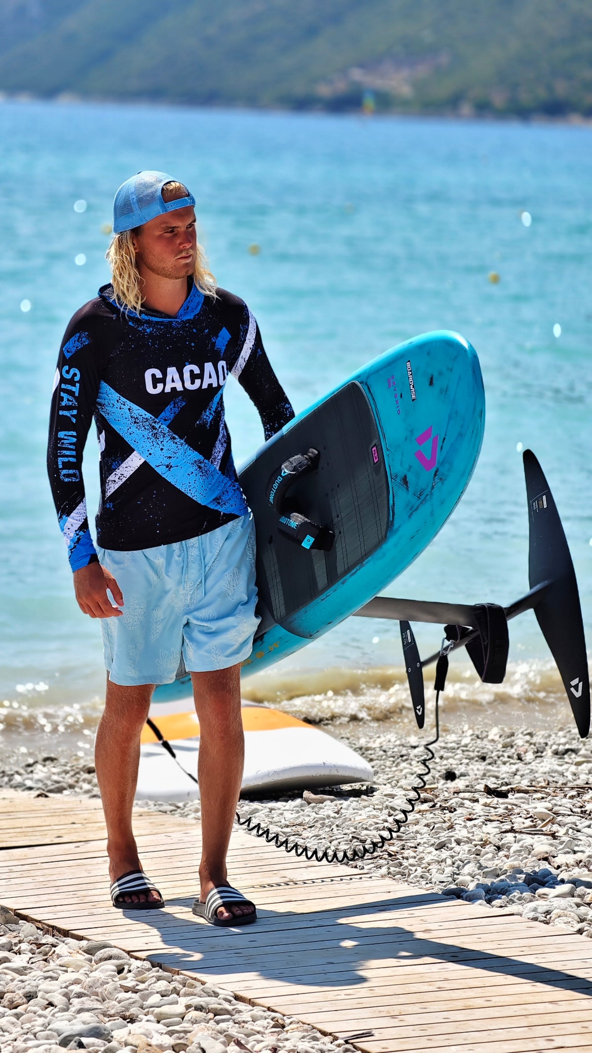 Blue Spirit Sky Herren-Rashguard CACAO Beachwear™️ mit UV-Schutz
