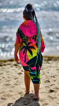 Paradise Kinder-Strandponcho-Handtuch für Mädchen mit Kapuze, Reißverschluss und Taschen – CACAO Beachwear™
