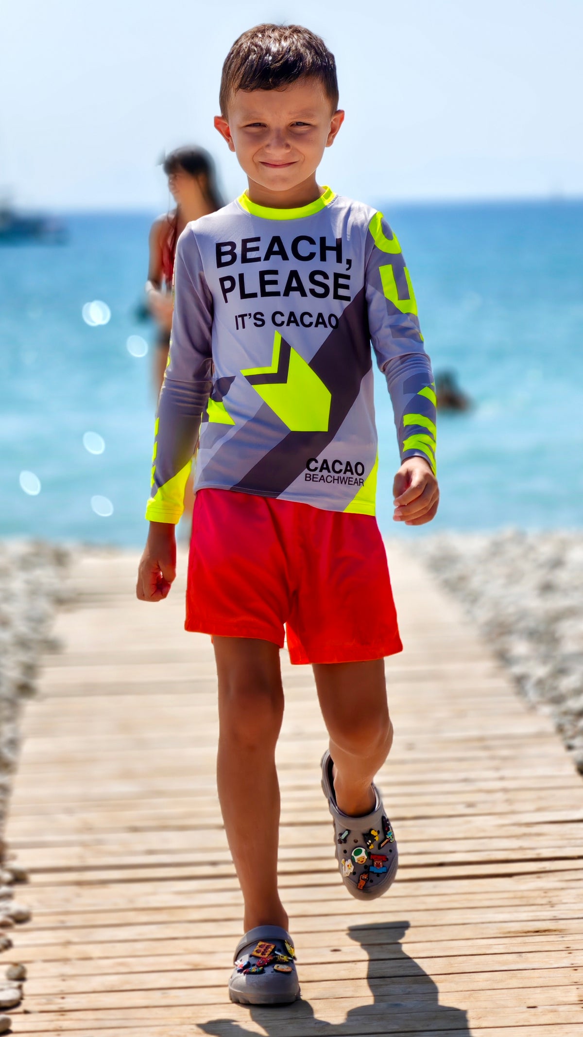 Solar Vibes Kinder-Rashguard CACAO Beachwear™️ mit UV-Schutz
