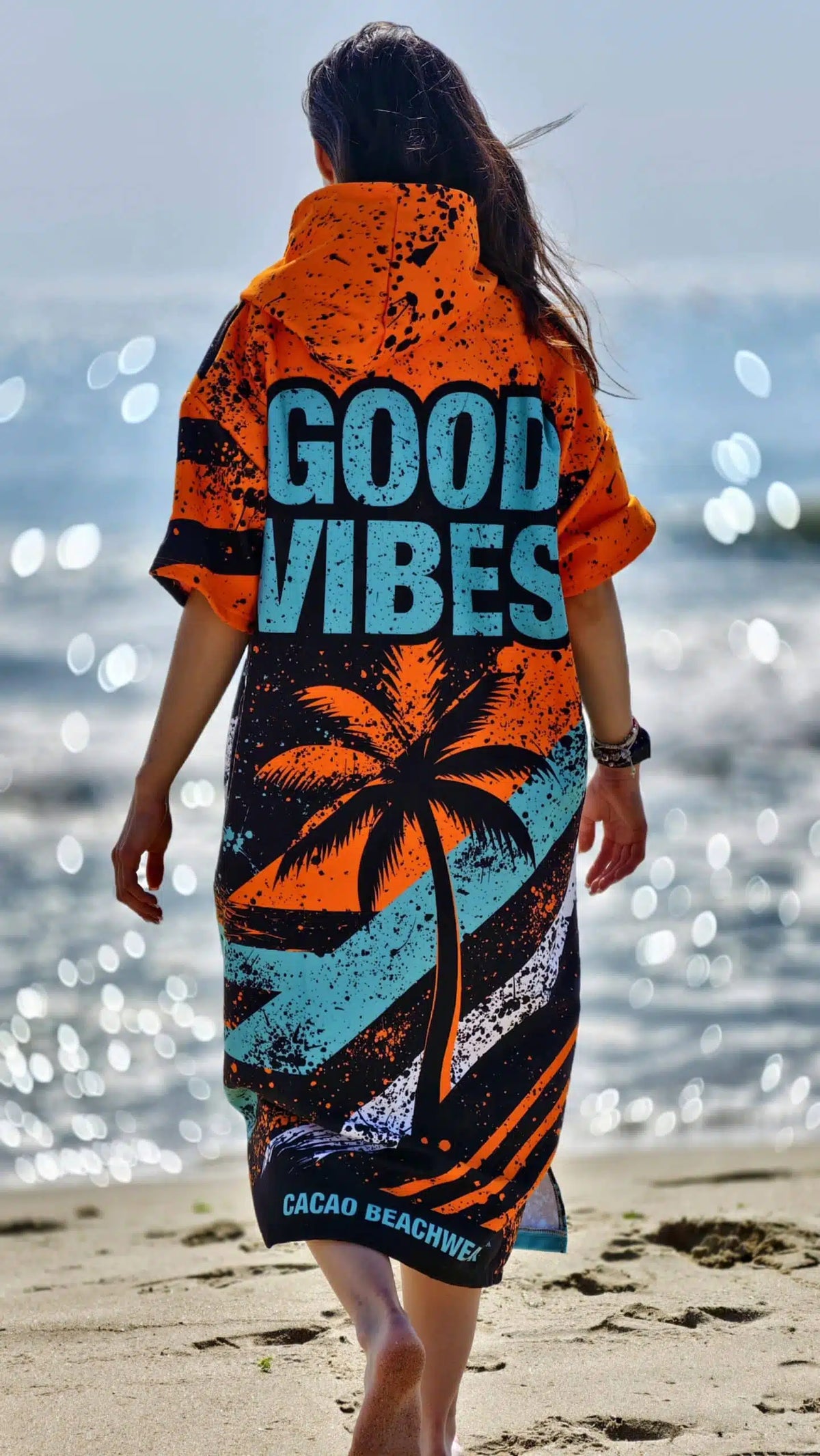 Blue Spirit Damen-Strandponcho-Handtuch mit Kapuze, Reißverschluss und Taschen – CACAO Beachwear™
